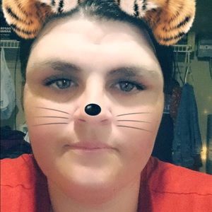 Meet your Posher, Krystal